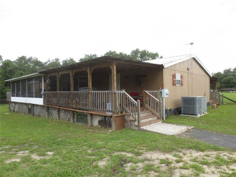 For Rent: $1,795 (3 beds, 2 baths, 1782 Square Feet)