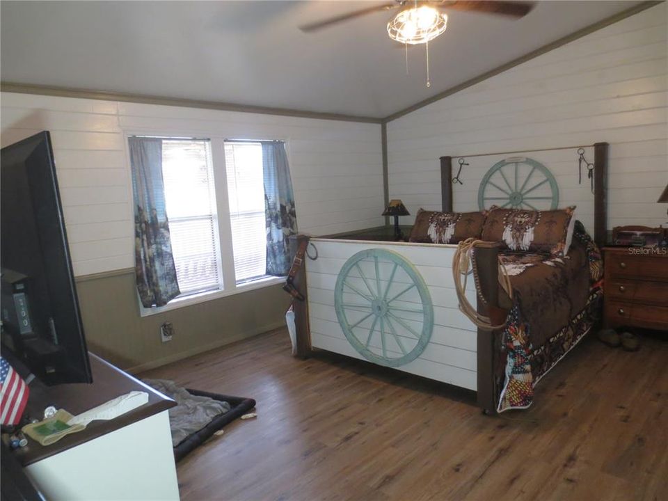 For Rent: $1,795 (3 beds, 2 baths, 1782 Square Feet)