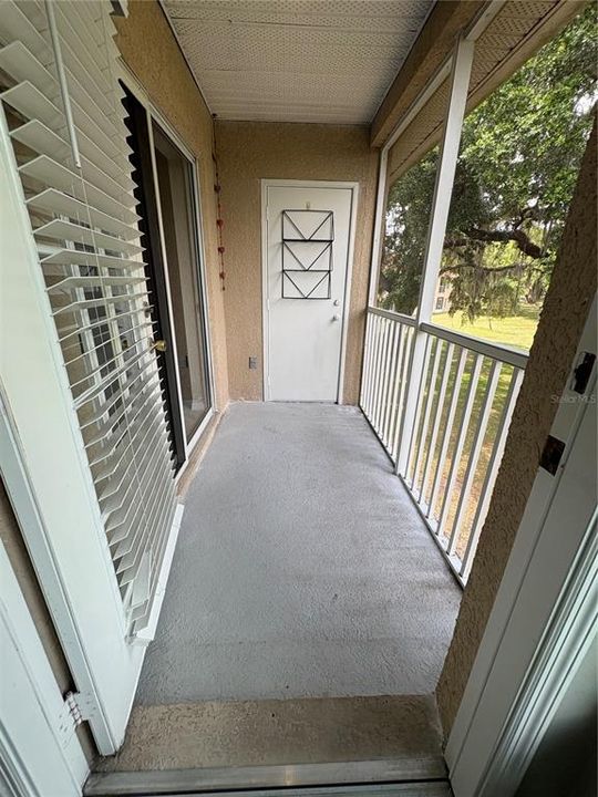 Active With Contract: $1,500 (3 beds, 2 baths, 1136 Square Feet)