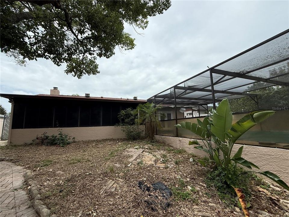 For Sale: $195,000 (3 beds, 2 baths, 1454 Square Feet)