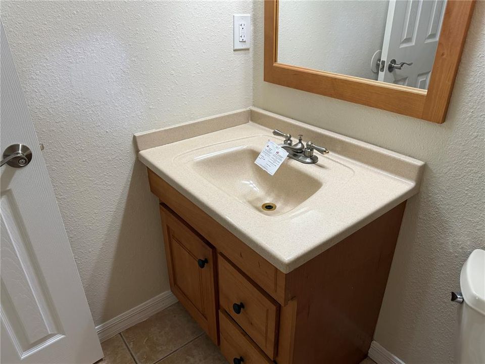 For Sale: $195,000 (3 beds, 2 baths, 1454 Square Feet)