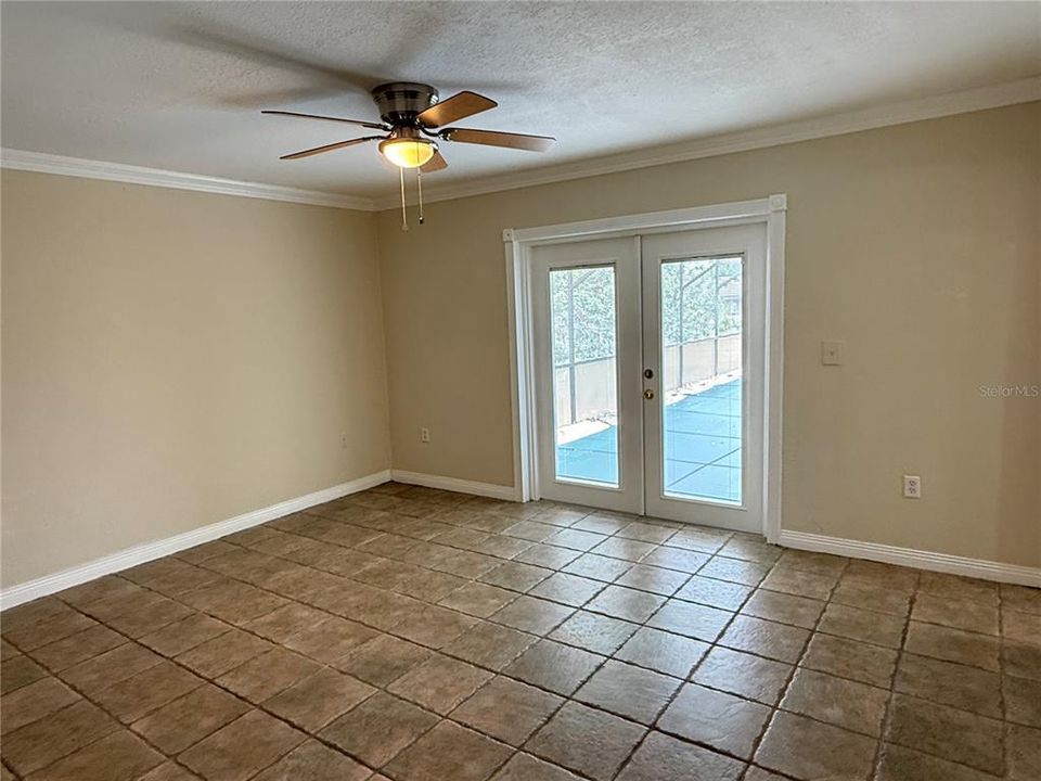 For Sale: $195,000 (3 beds, 2 baths, 1454 Square Feet)