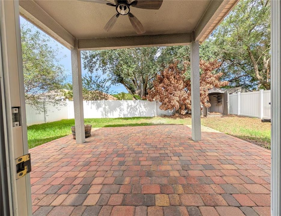 For Rent: $2,600 (4 beds, 2 baths, 2014 Square Feet)