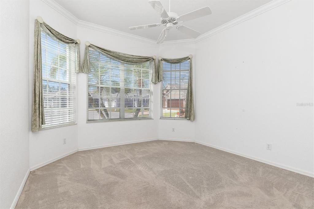 For Rent: $1,900 (3 beds, 2 baths, 2077 Square Feet)