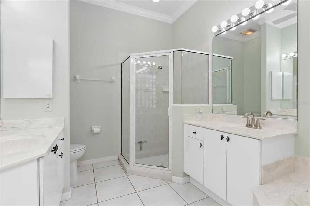 For Rent: $1,900 (3 beds, 2 baths, 2077 Square Feet)