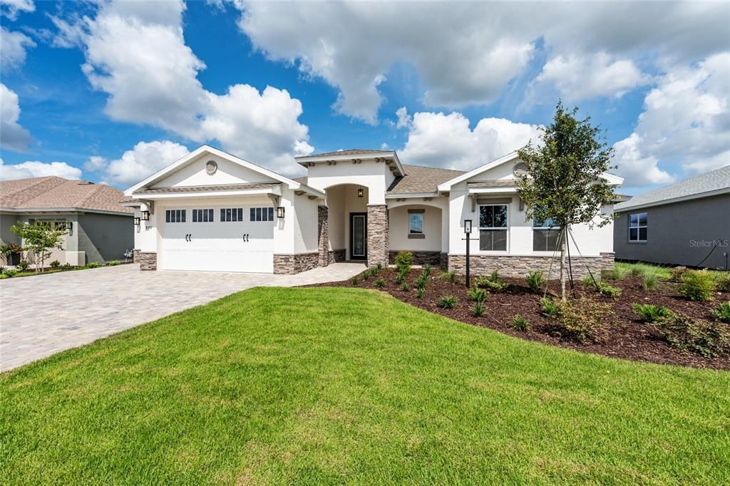 Active With Contract: $759,630 (3 beds, 3 baths, 2870 Square Feet)