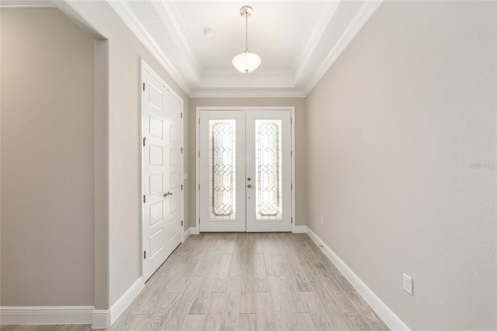 Active With Contract: $759,630 (3 beds, 3 baths, 2870 Square Feet)
