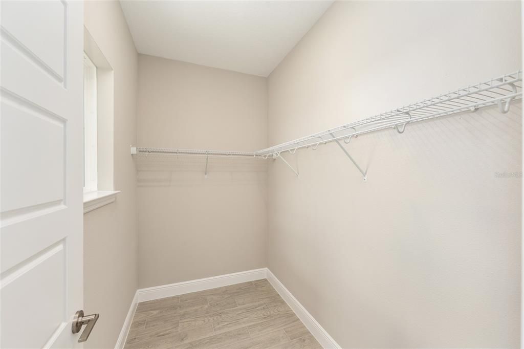 Active With Contract: $759,630 (3 beds, 3 baths, 2870 Square Feet)