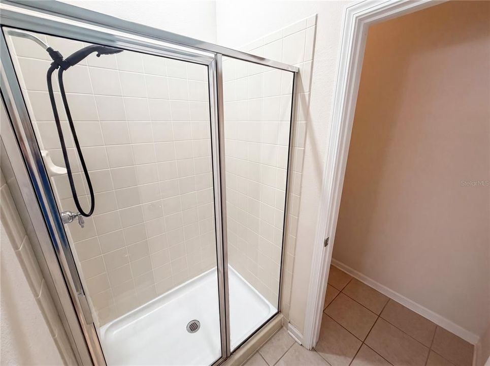 En Venta: $295,000 (3 camas, 2 baños, 1814 Pies cuadrados)