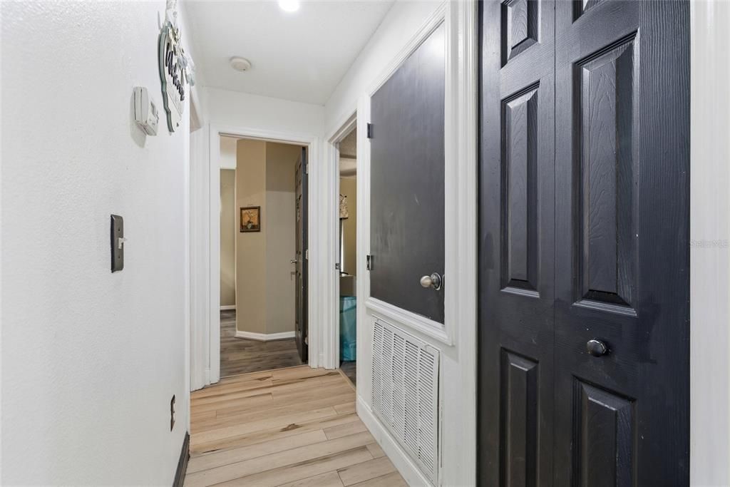 For Sale: $350,000 (3 beds, 2 baths, 1937 Square Feet)