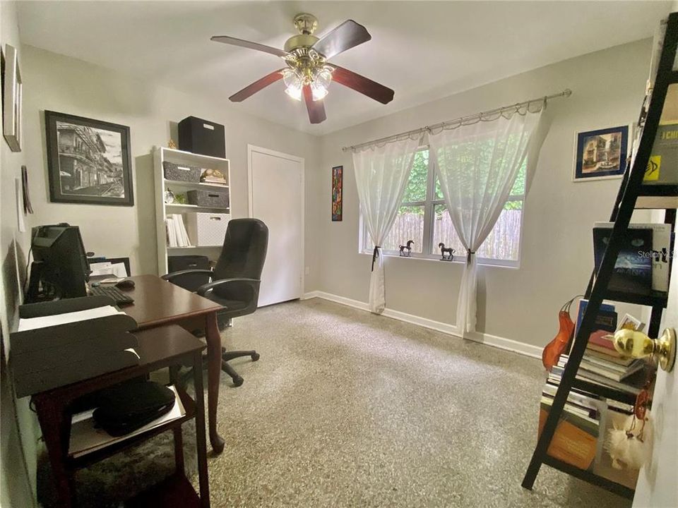 For Rent: $1,775 (2 beds, 1 baths, 754 Square Feet)
