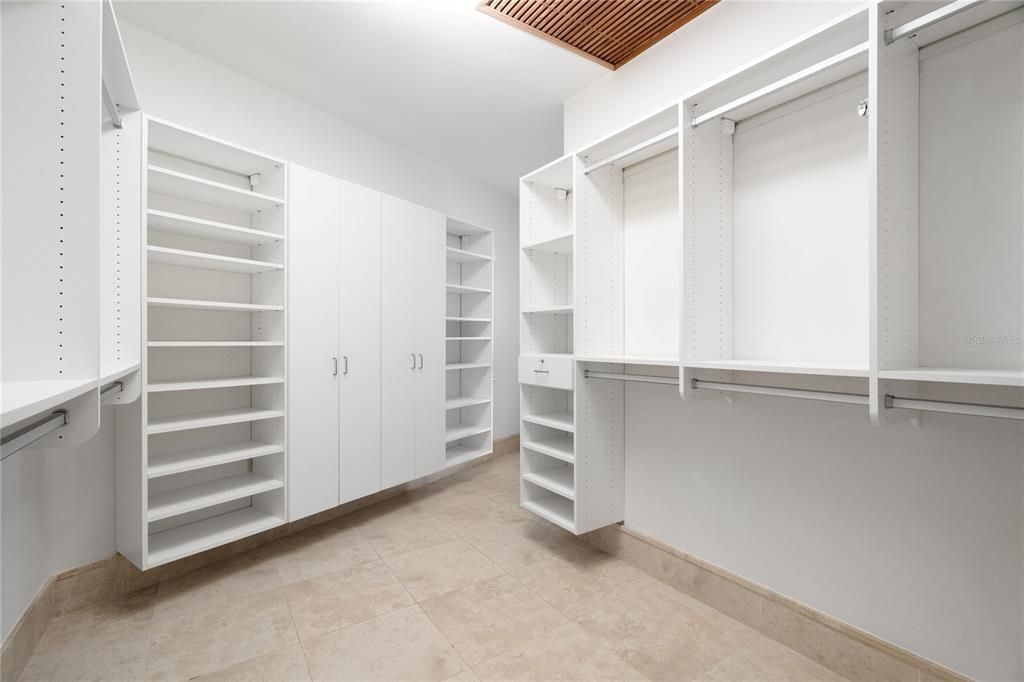 En Venta: $4,995,000 (4 camas, 4 baños, 3705 Pies cuadrados)