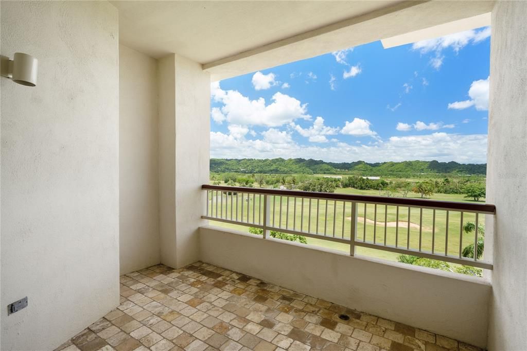 En Venta: $4,995,000 (4 camas, 4 baños, 3705 Pies cuadrados)