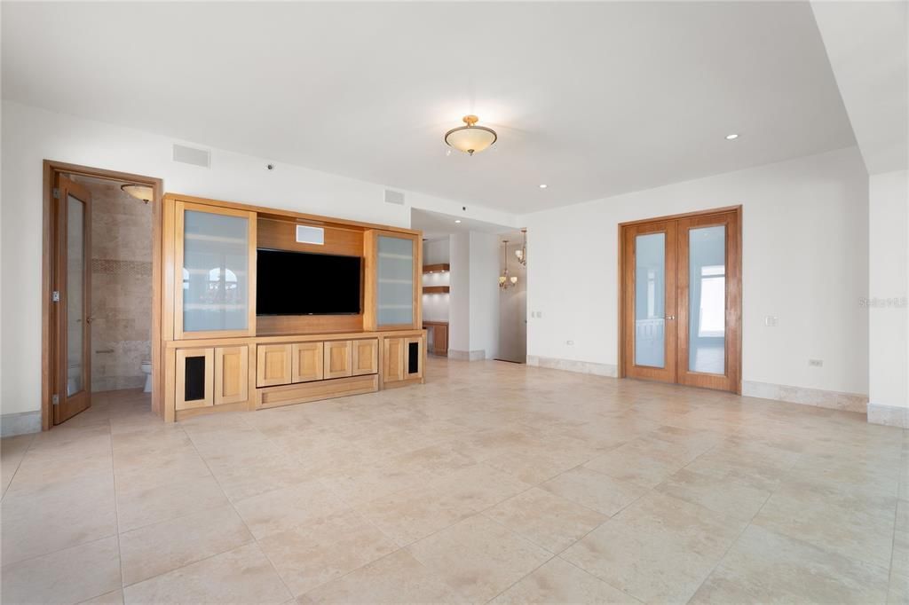 En Venta: $4,995,000 (4 camas, 4 baños, 3705 Pies cuadrados)