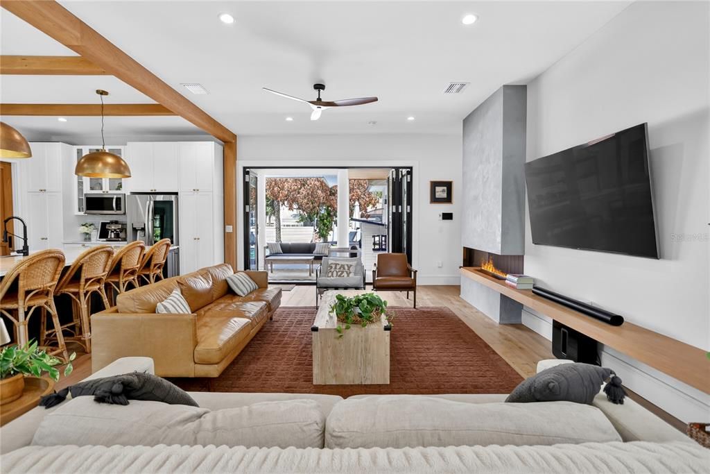 En Venta: $2,200,000 (4 camas, 3 baños, 3683 Pies cuadrados)