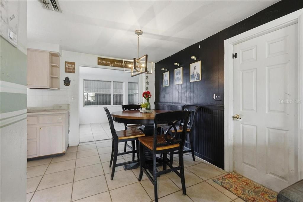 En Venta: $184,900 (2 camas, 1 baños, 956 Pies cuadrados)
