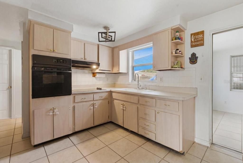 En Venta: $184,900 (2 camas, 1 baños, 956 Pies cuadrados)