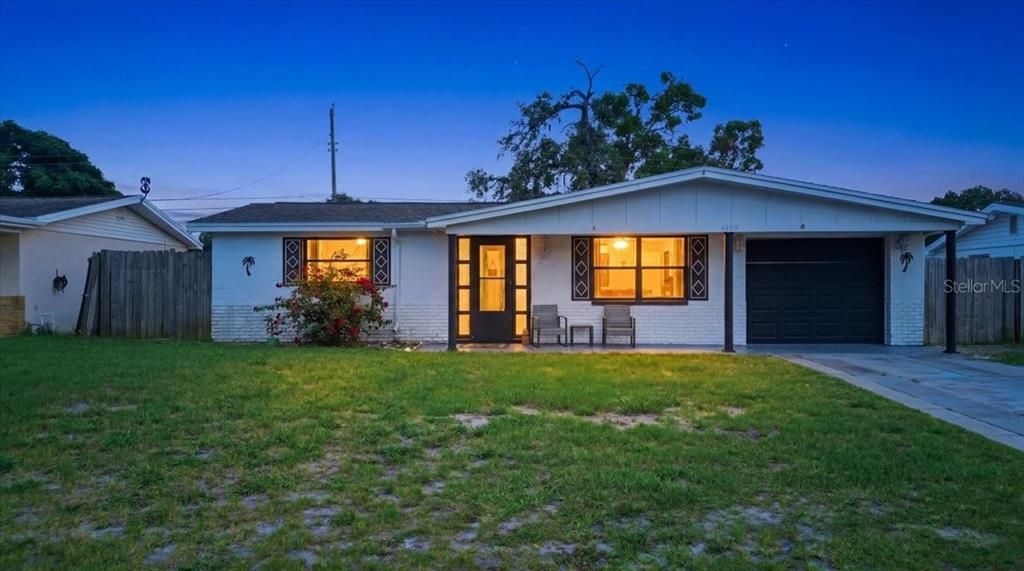 En Venta: $184,900 (2 camas, 1 baños, 956 Pies cuadrados)
