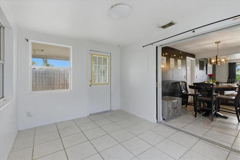 En Venta: $184,900 (2 camas, 1 baños, 956 Pies cuadrados)