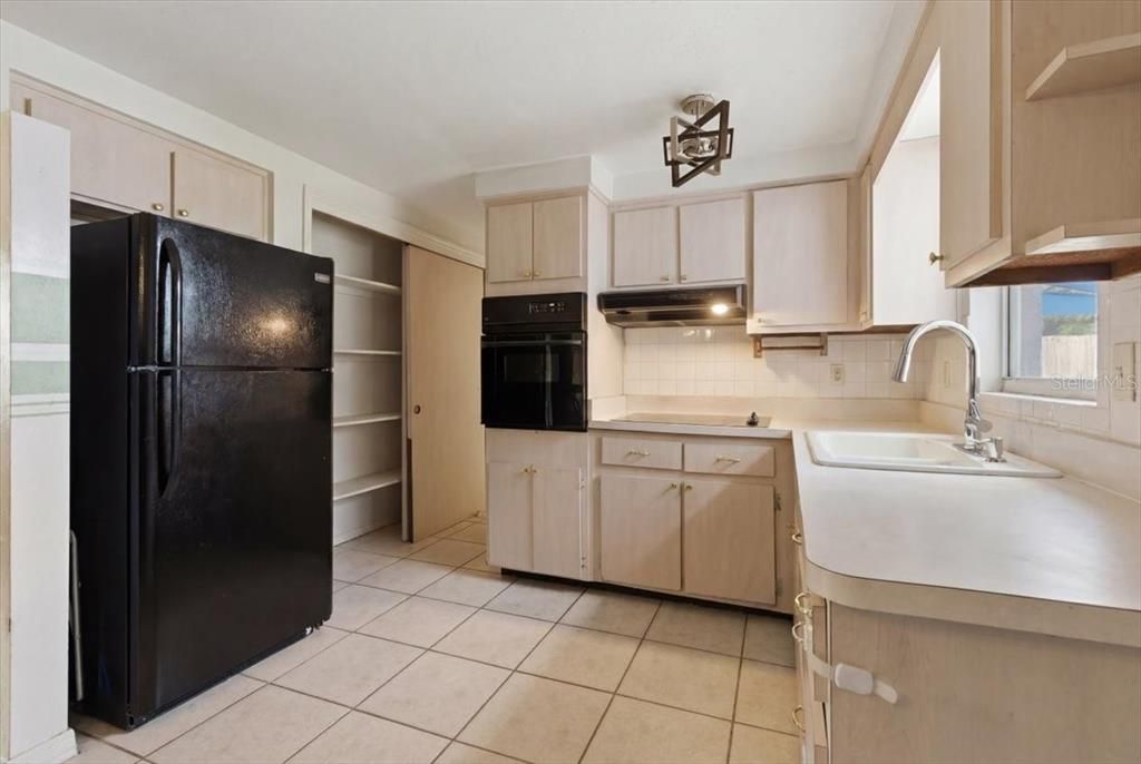 En Venta: $184,900 (2 camas, 1 baños, 956 Pies cuadrados)