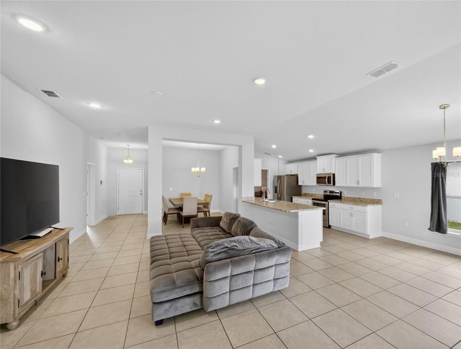 For Sale: $360,000 (3 beds, 2 baths, 1970 Square Feet)