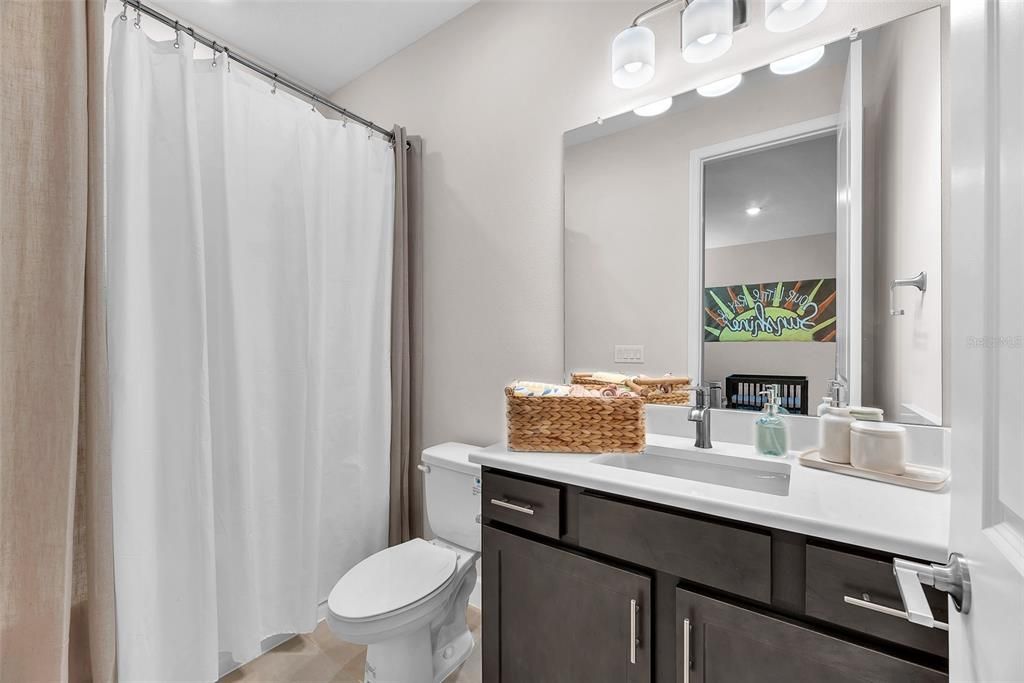 For Sale: $770,000 (4 beds, 4 baths, 2921 Square Feet)