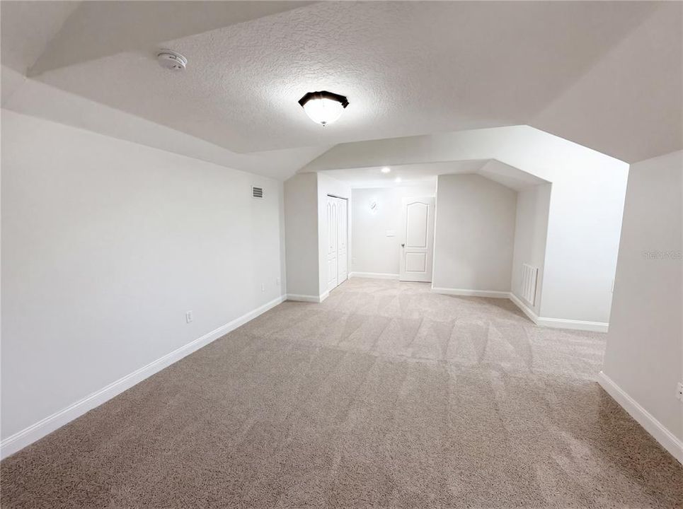 For Sale: $695,000 (5 beds, 3 baths, 3299 Square Feet)