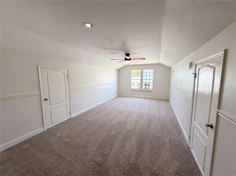 For Sale: $695,000 (5 beds, 3 baths, 3299 Square Feet)