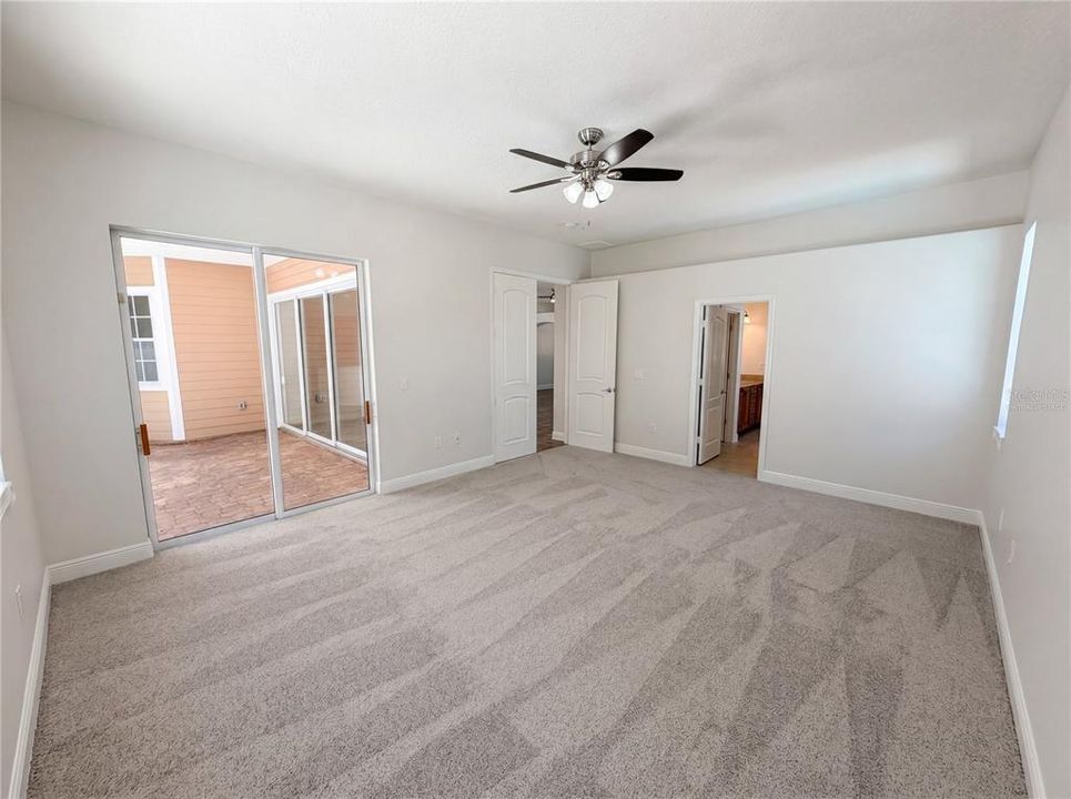 For Sale: $695,000 (5 beds, 3 baths, 3299 Square Feet)