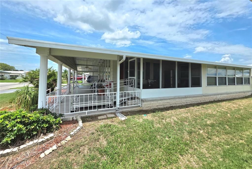 For Sale: $207,000 (2 beds, 2 baths, 1344 Square Feet)