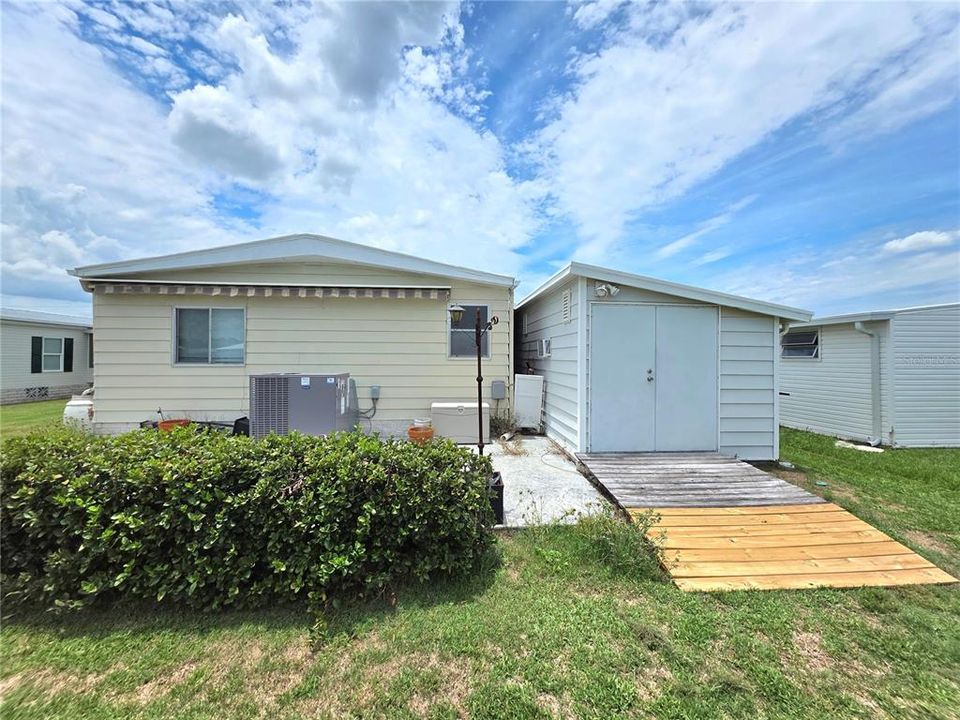 For Sale: $207,000 (2 beds, 2 baths, 1344 Square Feet)