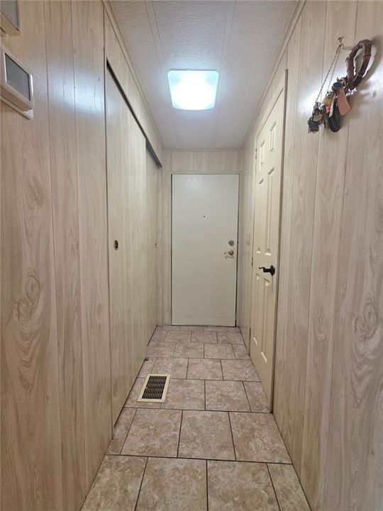 For Sale: $207,000 (2 beds, 2 baths, 1344 Square Feet)