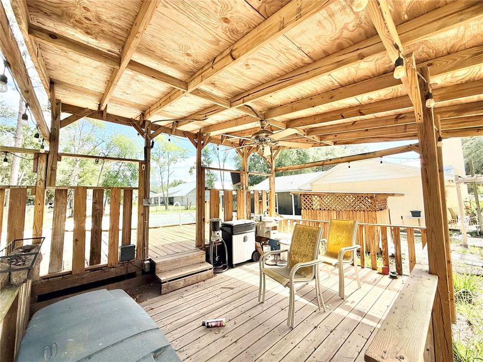 En Venta: $374,900 (3 camas, 2 baños, 1784 Pies cuadrados)