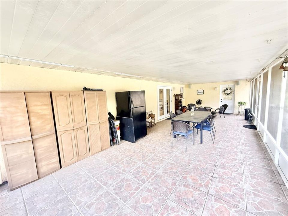 En Venta: $374,900 (3 camas, 2 baños, 1784 Pies cuadrados)