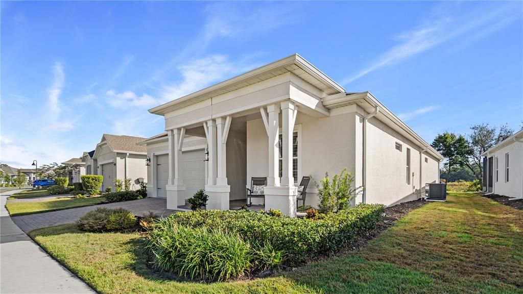 For Sale: $555,000 (3 beds, 2 baths, 2066 Square Feet)