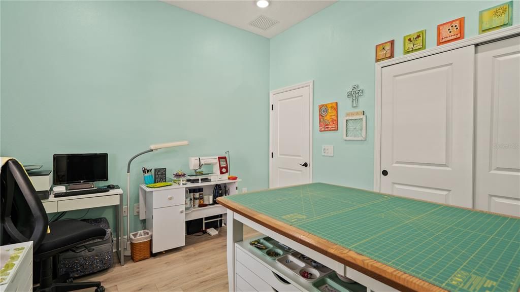 For Sale: $555,000 (3 beds, 2 baths, 2066 Square Feet)