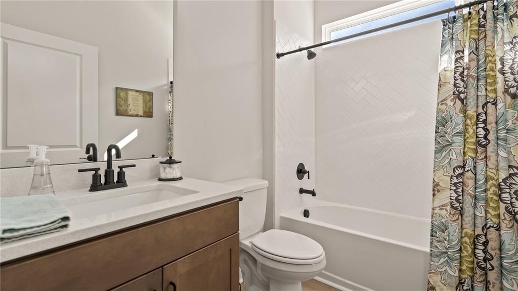 For Sale: $555,000 (3 beds, 2 baths, 2066 Square Feet)