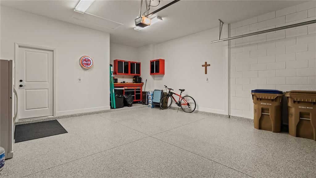 For Sale: $555,000 (3 beds, 2 baths, 2066 Square Feet)