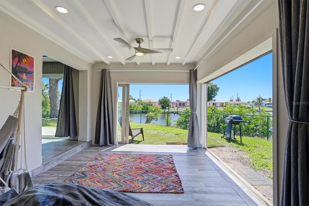For Sale: $585,000 (3 beds, 2 baths, 1600 Square Feet)