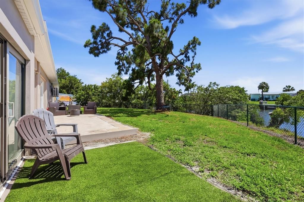 For Sale: $585,000 (3 beds, 2 baths, 1600 Square Feet)