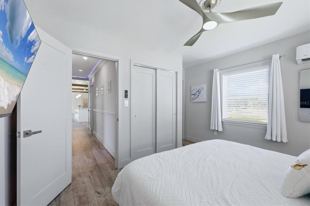 For Sale: $585,000 (3 beds, 2 baths, 1600 Square Feet)