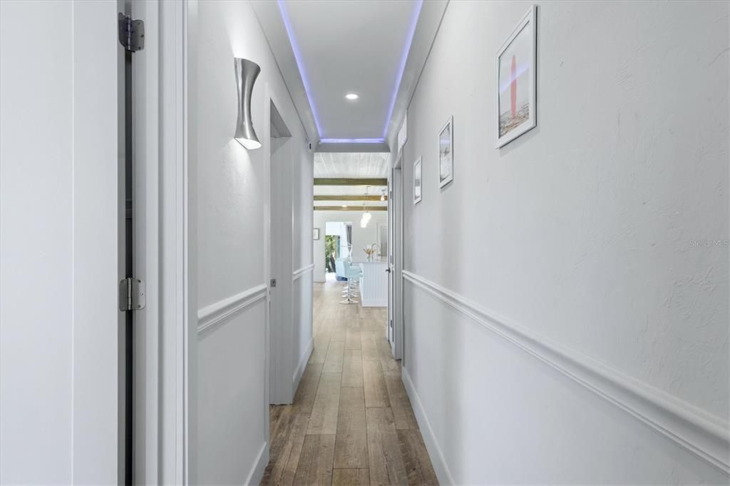 For Sale: $585,000 (3 beds, 2 baths, 1600 Square Feet)