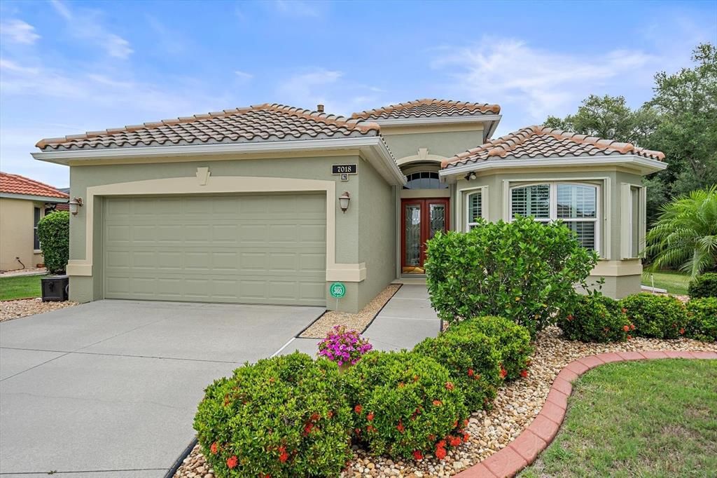 For Sale: $625,000 (4 beds, 3 baths, 2097 Square Feet)