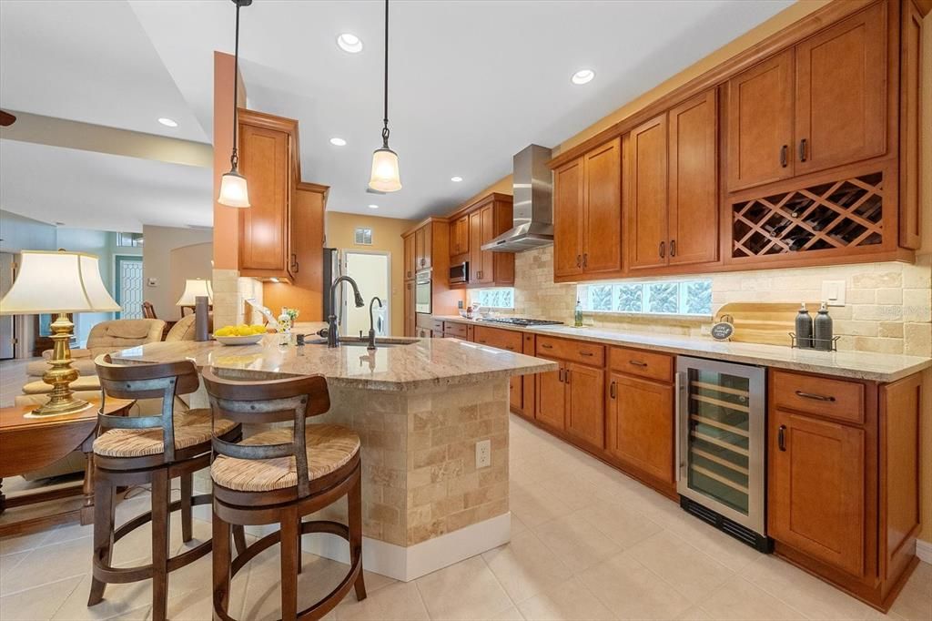 For Sale: $625,000 (4 beds, 3 baths, 2097 Square Feet)