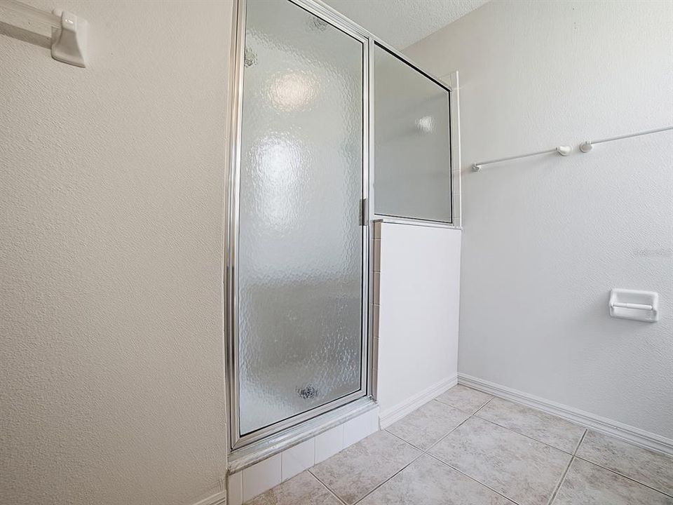 For Sale: $235,000 (2 beds, 2 baths, 1343 Square Feet)