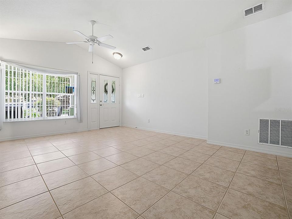 For Sale: $235,000 (2 beds, 2 baths, 1343 Square Feet)