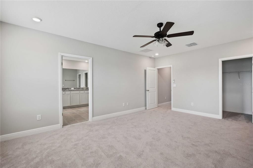 В аренду: $3,395 (4 спален, 3 ванн, 2756 Квадратных фут)