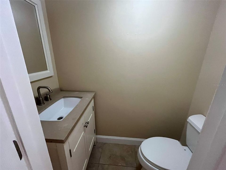 For Rent: $1,895 (3 beds, 2 baths, 2048 Square Feet)