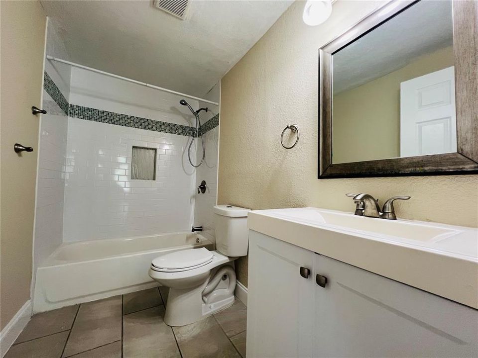For Sale: $349,900 (3 beds, 2 baths, 1776 Square Feet)