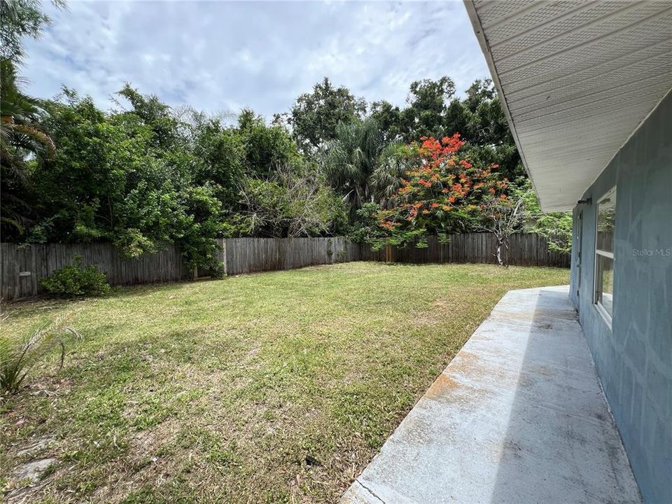 For Sale: $349,900 (3 beds, 2 baths, 1776 Square Feet)